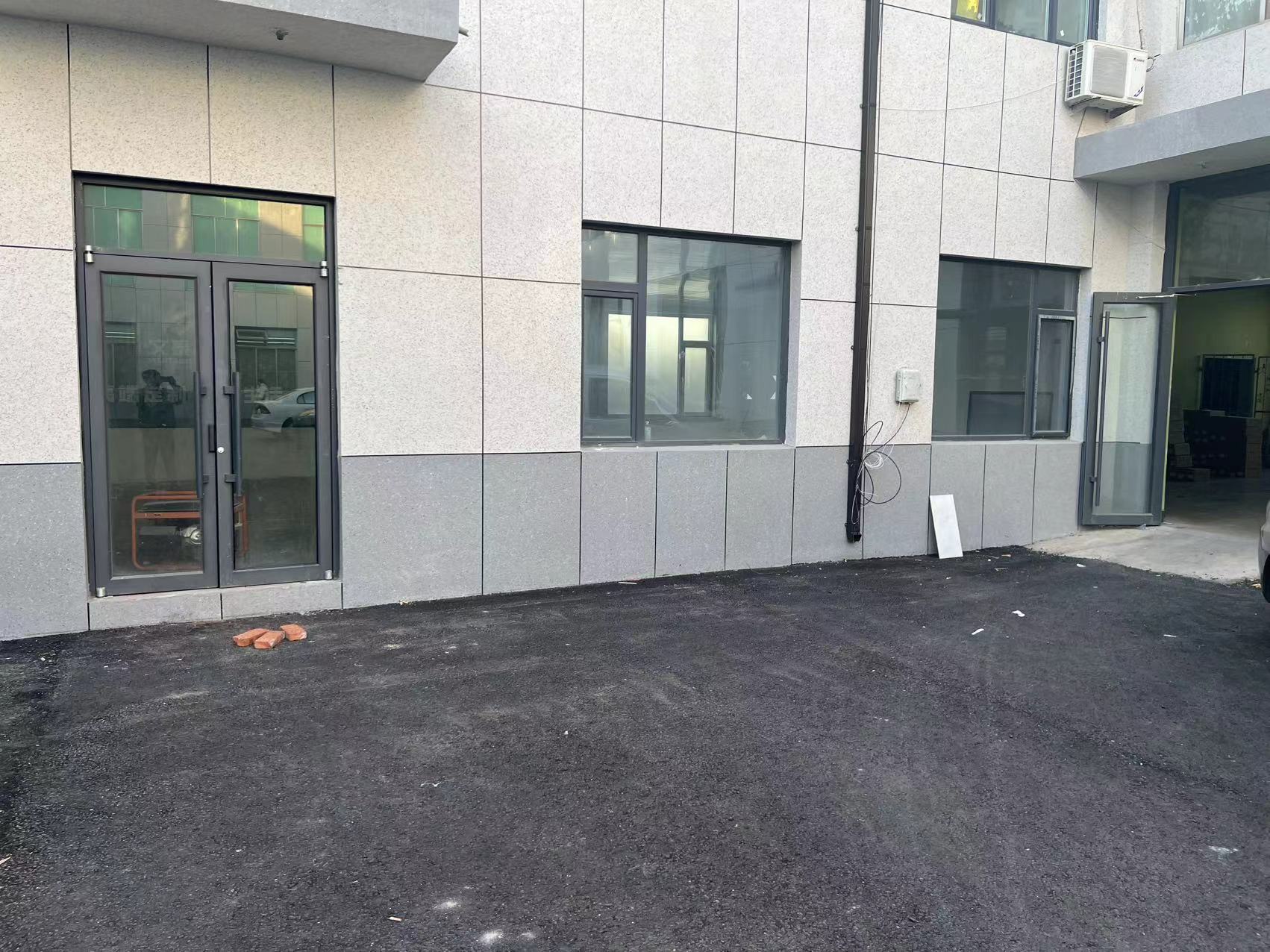 文登營工業(yè)園一樓小面積廠房出租