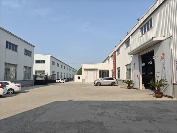 開發(fā)區(qū)林家泊工業(yè)園5000方廠房出租，可零租，可整租