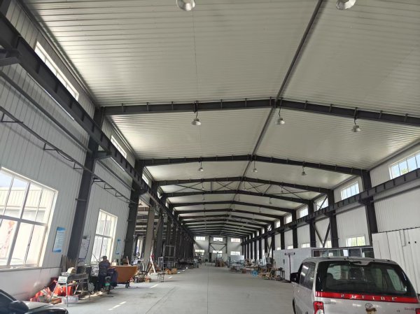 開發(fā)區(qū)林家泊工業(yè)園5000方廠房出租，可零租，可整租