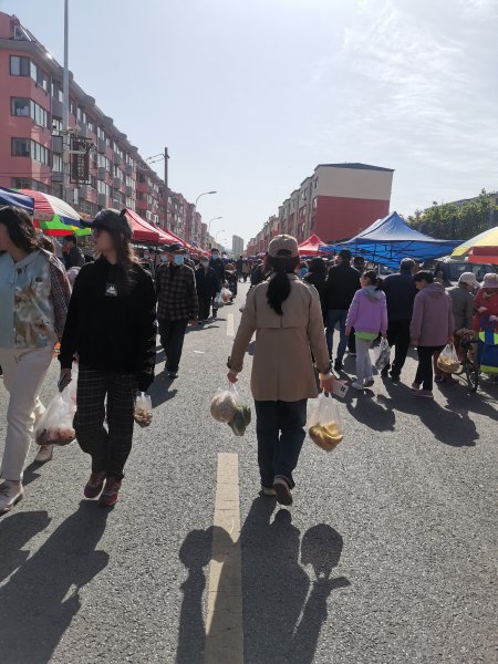 爬山街早市臨街門市出售