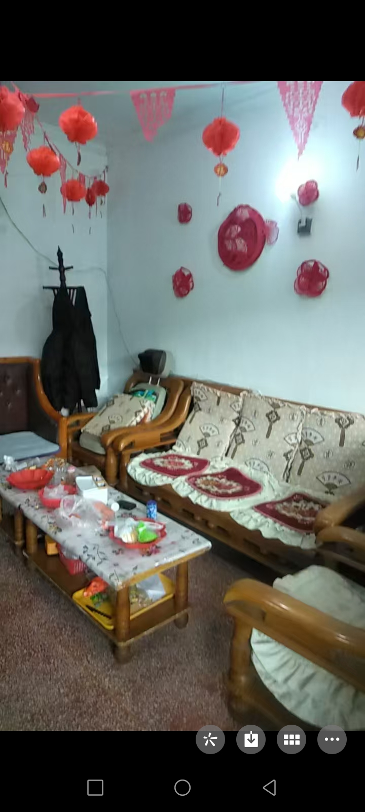 五龍小區(qū)一樓出租