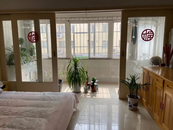 一中后峰臺一樓加車庫出售