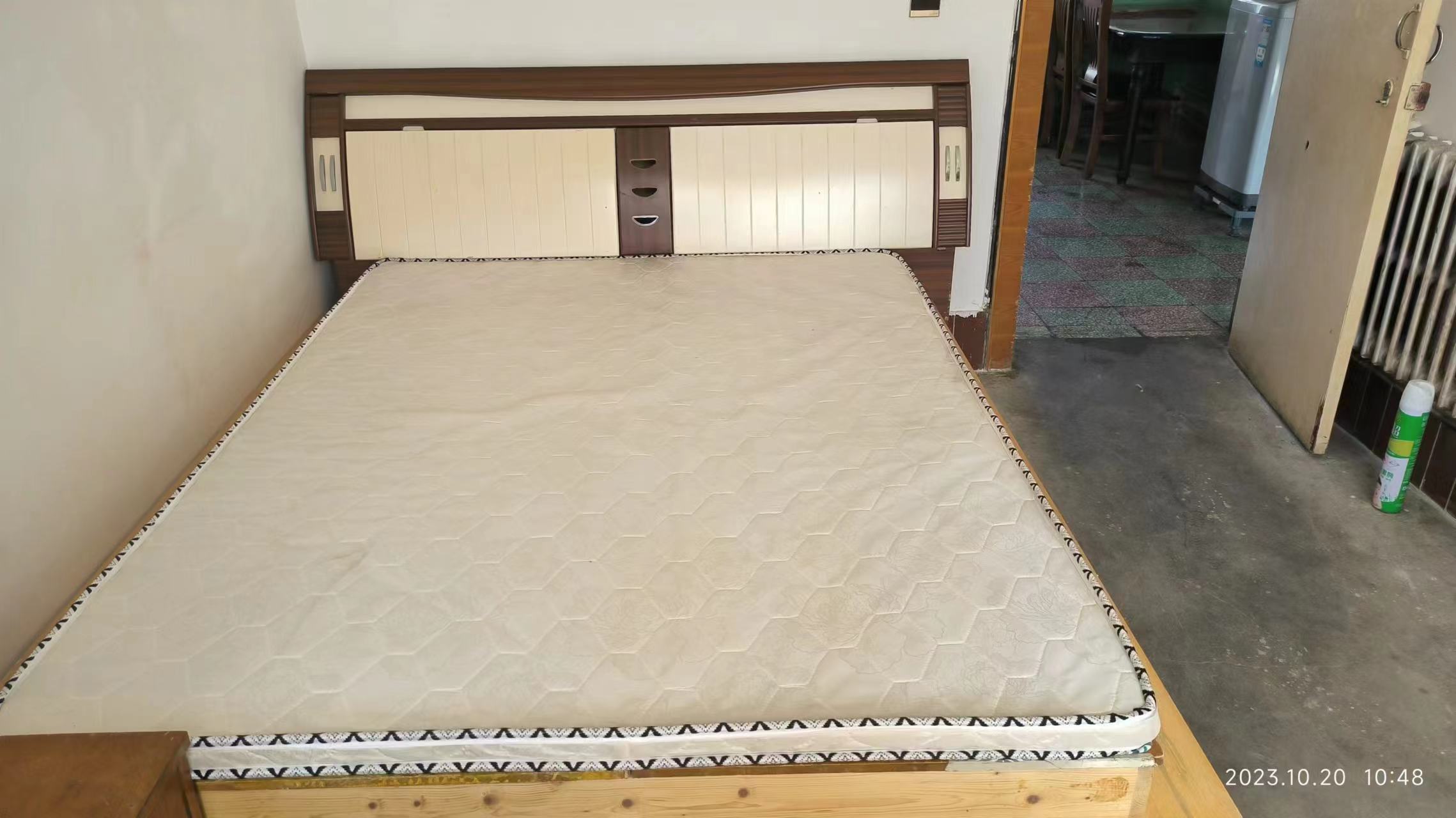 市區(qū)西樓街附近三樓出租