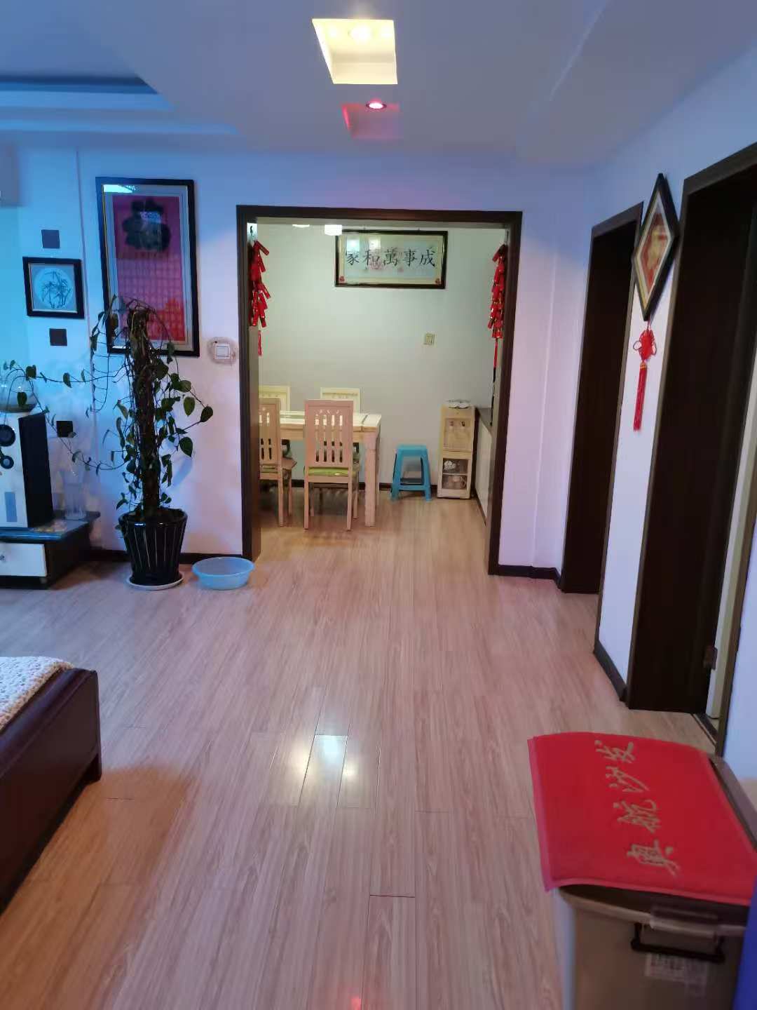 九龍城商圈環(huán)島花園小區(qū)