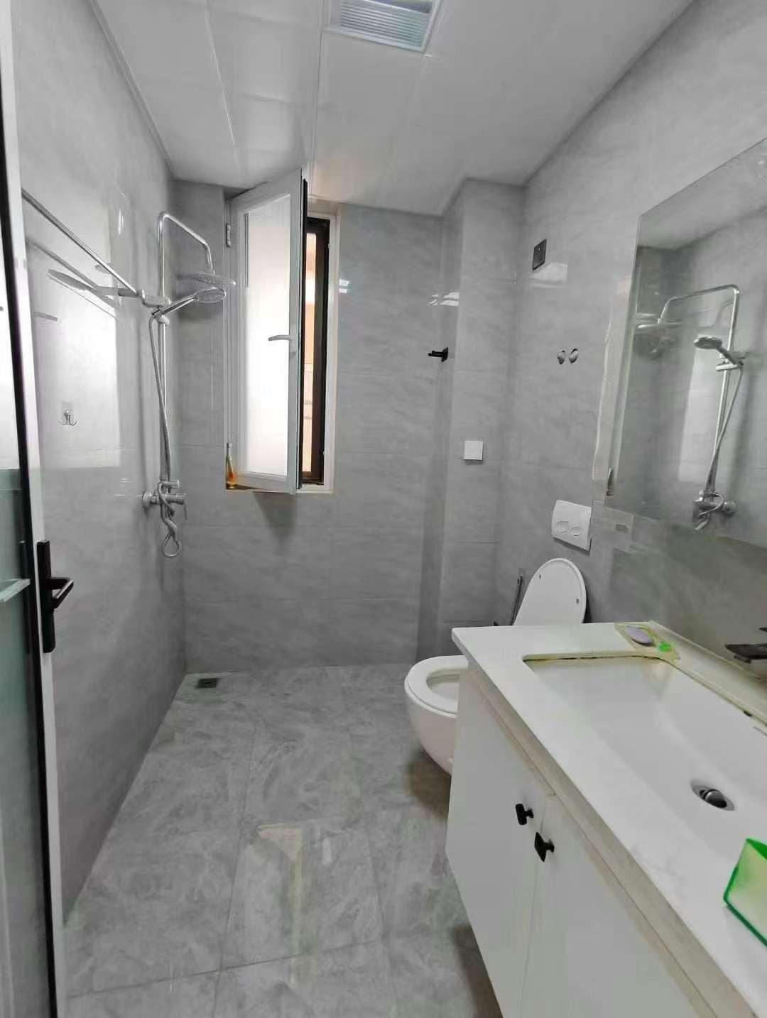 @1300/月，宇程陽光，精裝3室