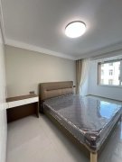 學(xué)府路3樓144.5平3室2002年澆筑49.8萬