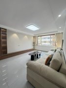 學(xué)府路3樓144.5平3室2002年澆筑49.8萬