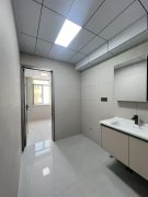 學(xué)府路3樓144.5平3室2002年澆筑49.8萬