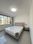 學(xué)府路3樓144.5平3室2002年澆筑49.8萬