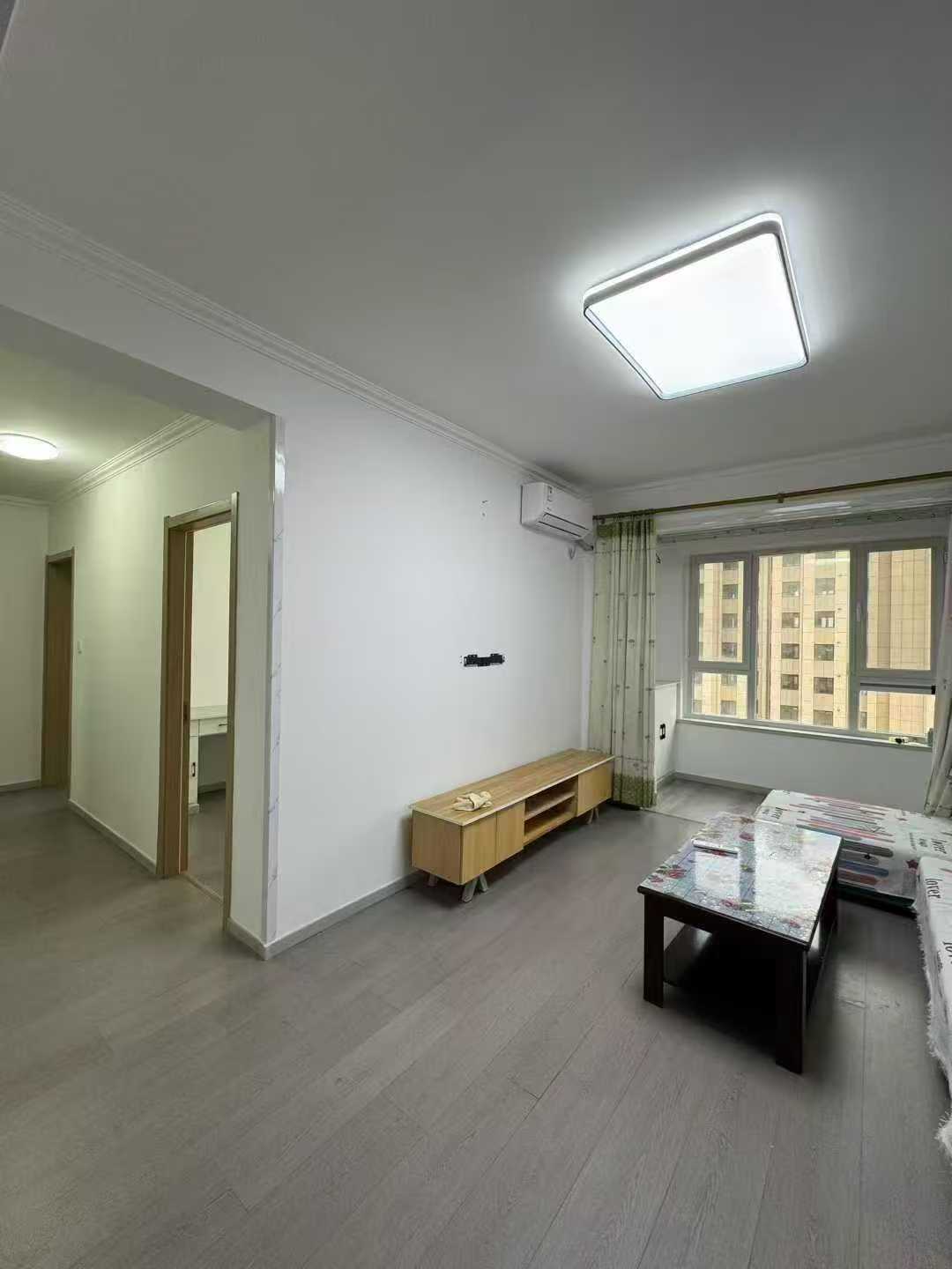 宇程陽光3室1280元每月