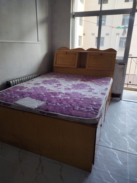 吉樓出租長租400/月