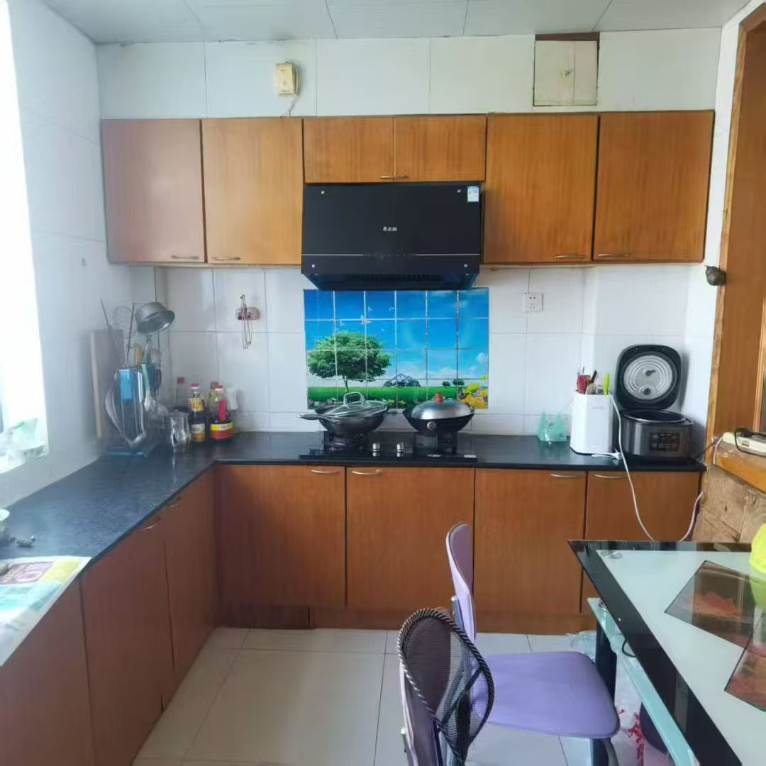 環(huán)島花園一樓95平方兩室31.8萬 環(huán)島花園一樓95平方兩室31.8萬