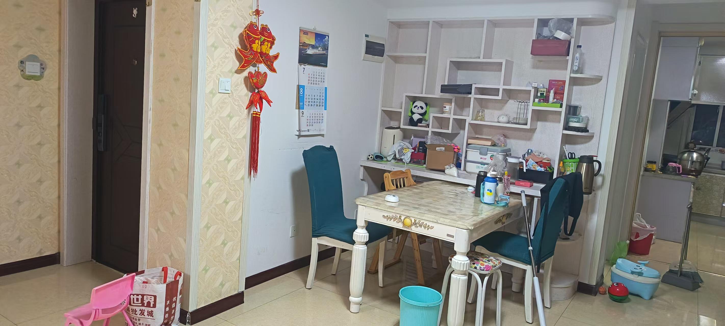 金山中學(xué)對面 吉房出租