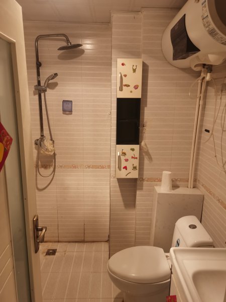 弘盛現(xiàn)代城公寓