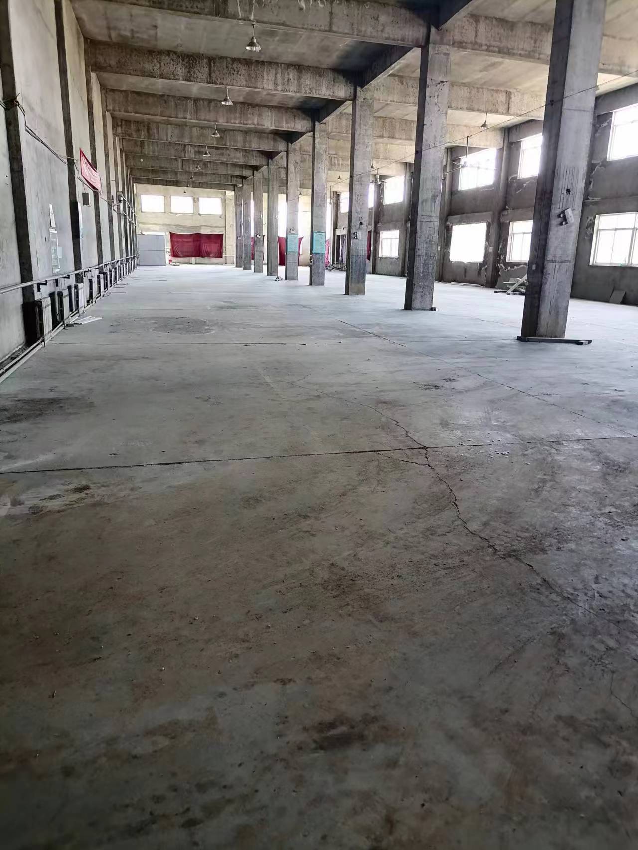 出租文登環(huán)島公園南廠房、辦公室