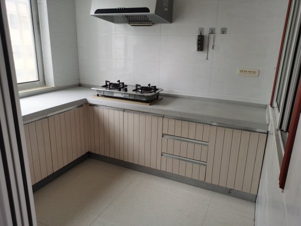 石馬街南頭吉樓出租