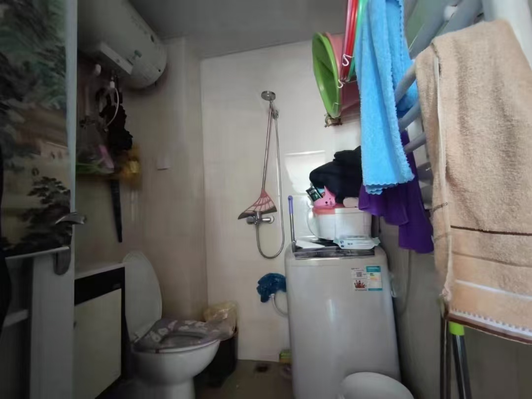 御景花園22樓東向56平1000元