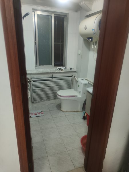 三里河小學對面住人一樓出租出售 三里河小學對面住人一樓出租出售