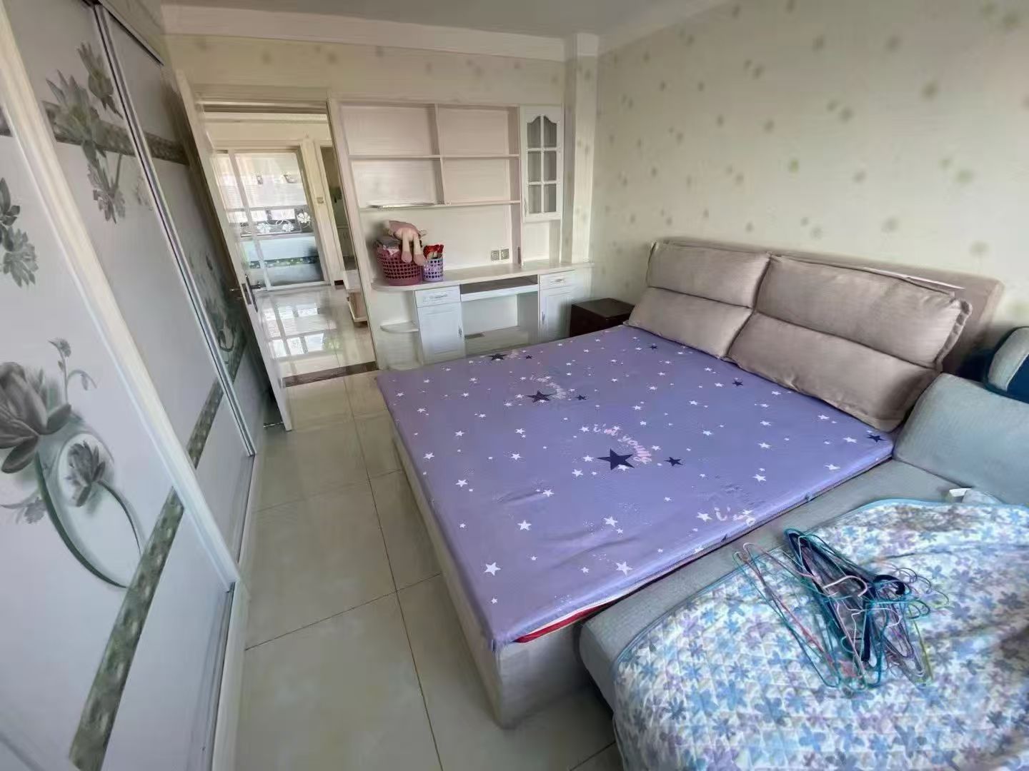 錦城世家106平電梯三室1200/月