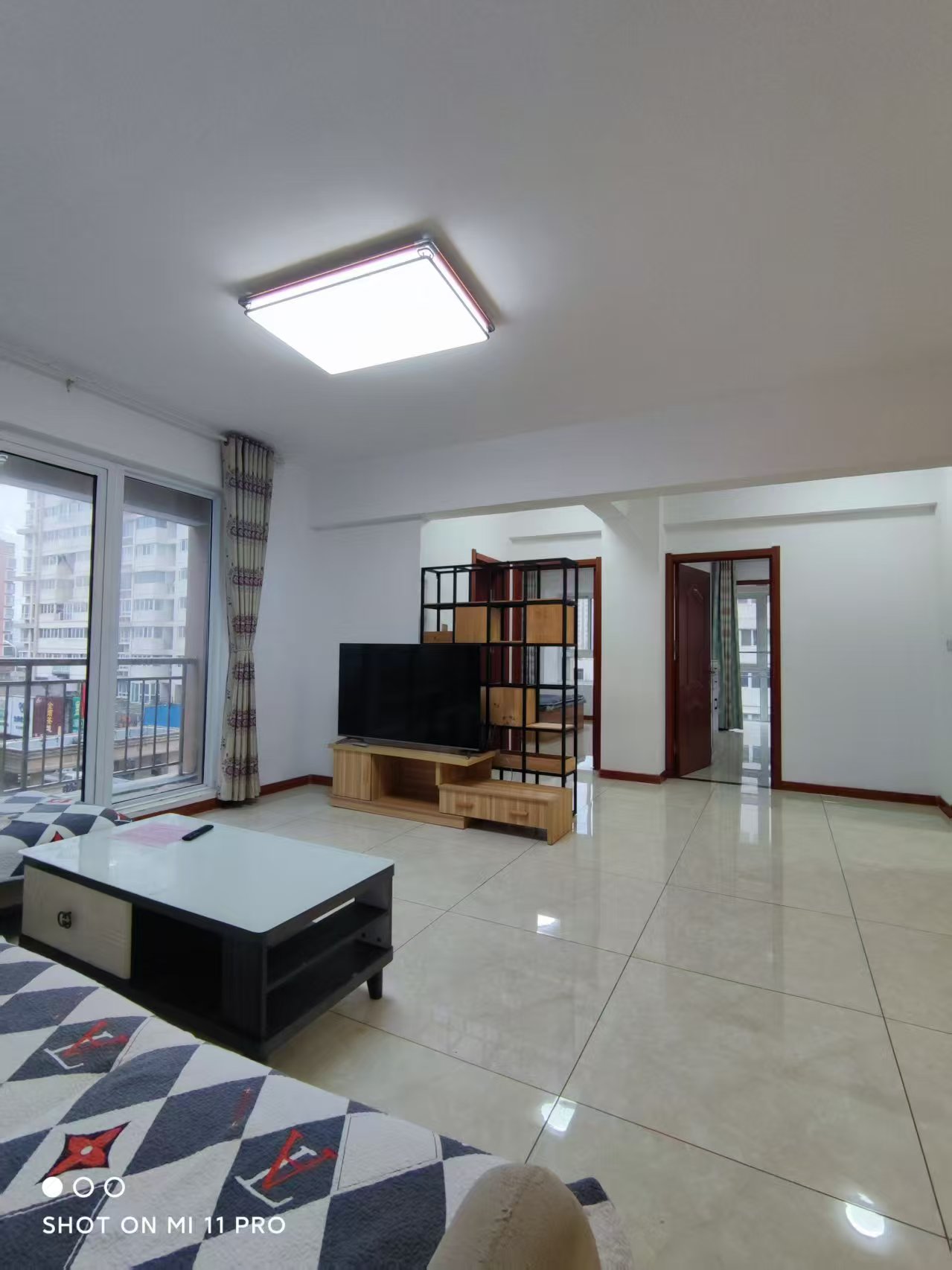 【出租】中央龍灣140平3室2衛(wèi)月租/2000