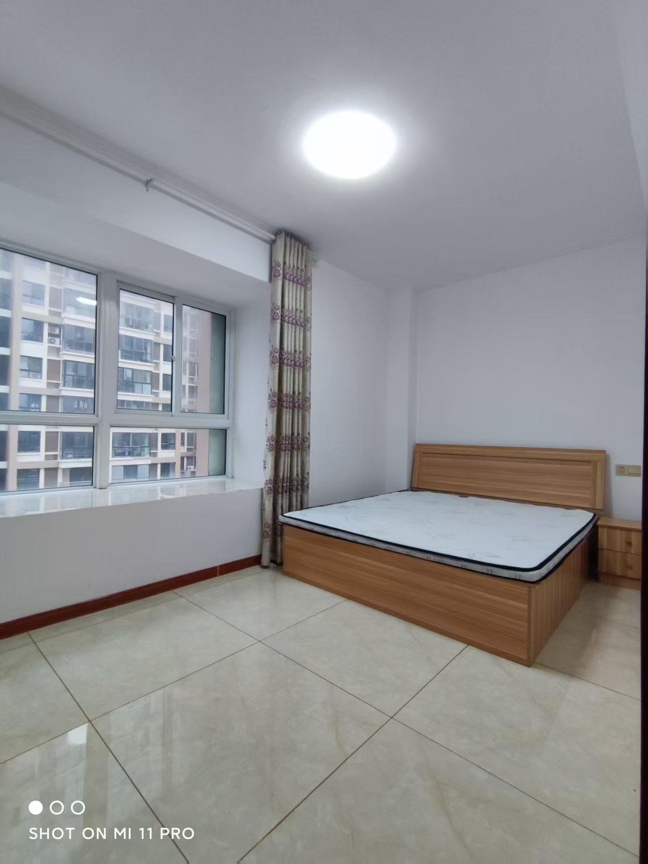 【出租】中央龍灣140平3室2衛(wèi)月租/2000