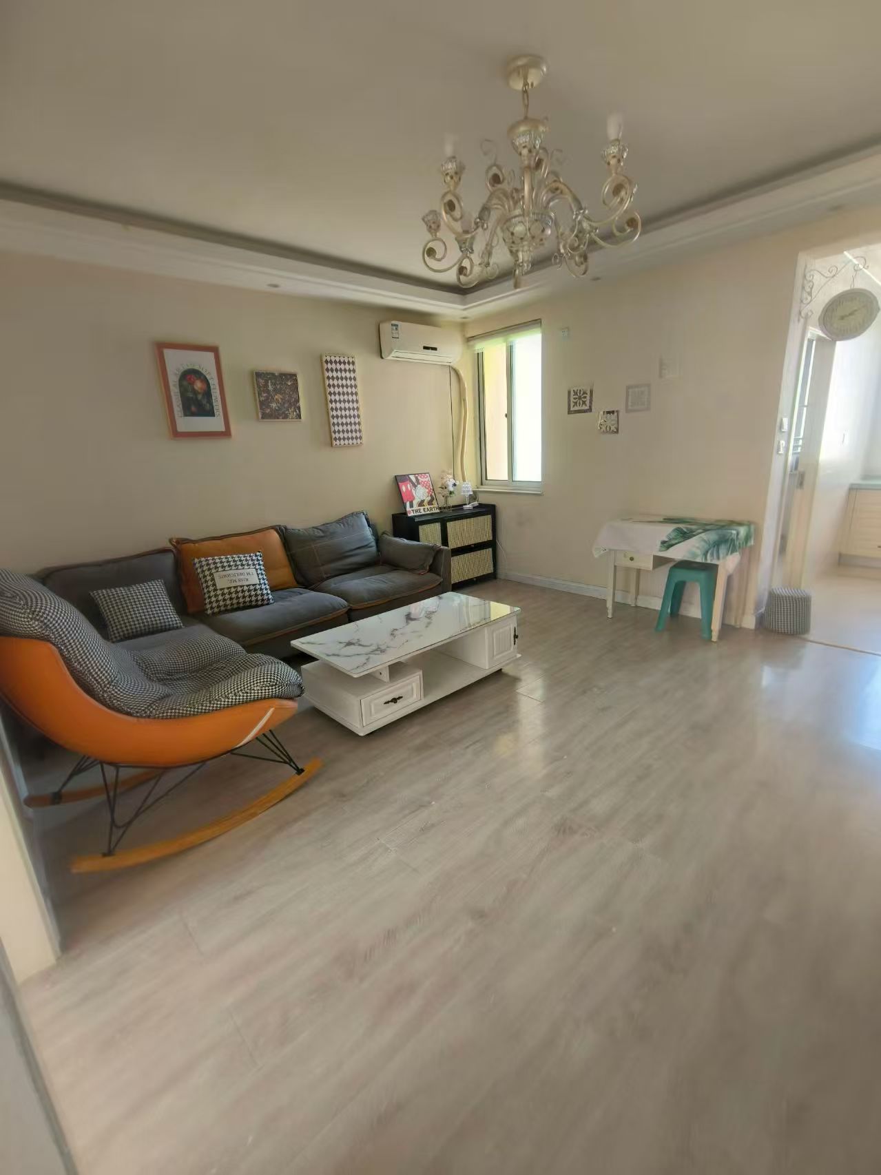 潤(rùn)泰國(guó)際封閉小區(qū)電梯好樓層82.78平兩室38.6萬(wàn) 潤(rùn)泰國(guó)際封閉小區(qū)電梯好樓層82.78平兩室38.6萬(wàn)