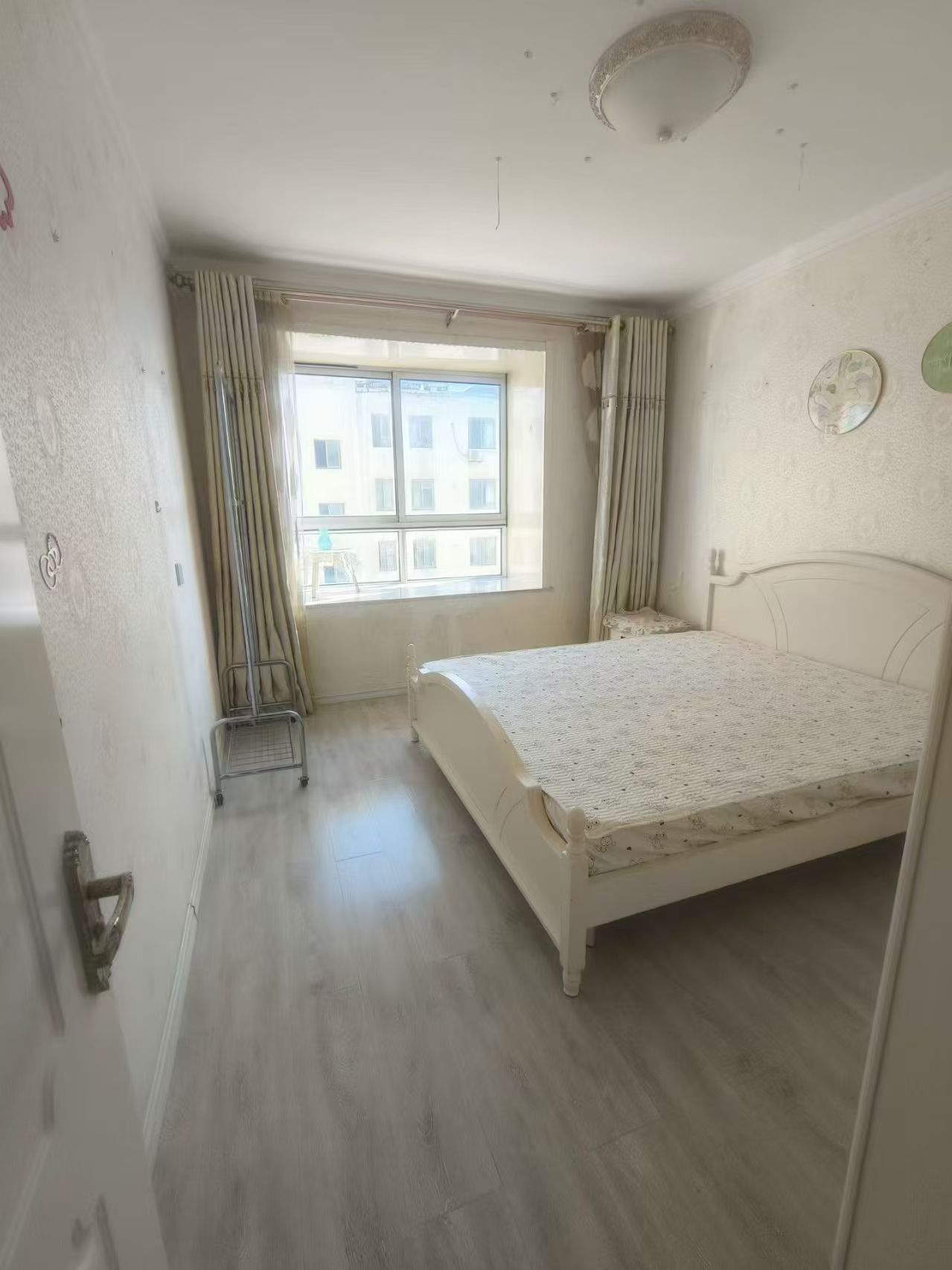 潤(rùn)泰國(guó)際封閉小區(qū)電梯好樓層82.78平兩室38.6萬(wàn) 潤(rùn)泰國(guó)際封閉小區(qū)電梯好樓層82.78平兩室38.6萬(wàn)