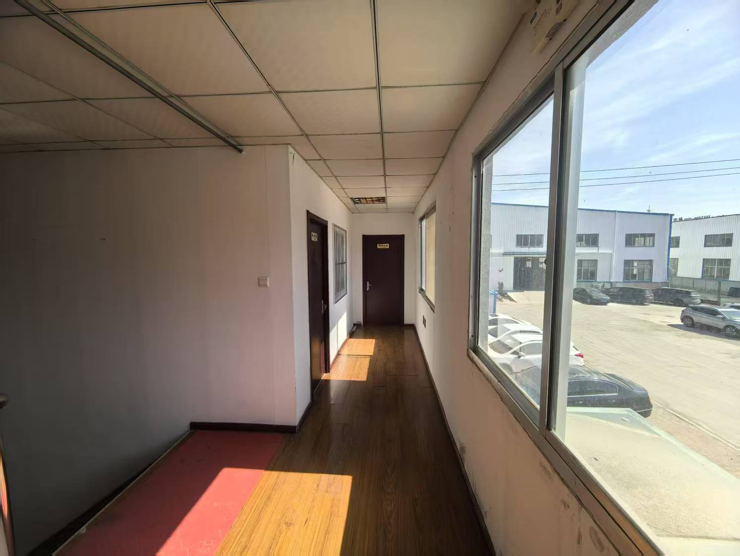 文登開發(fā)區(qū)廣州路東首路北二層樓及倉庫、空曠場地出租