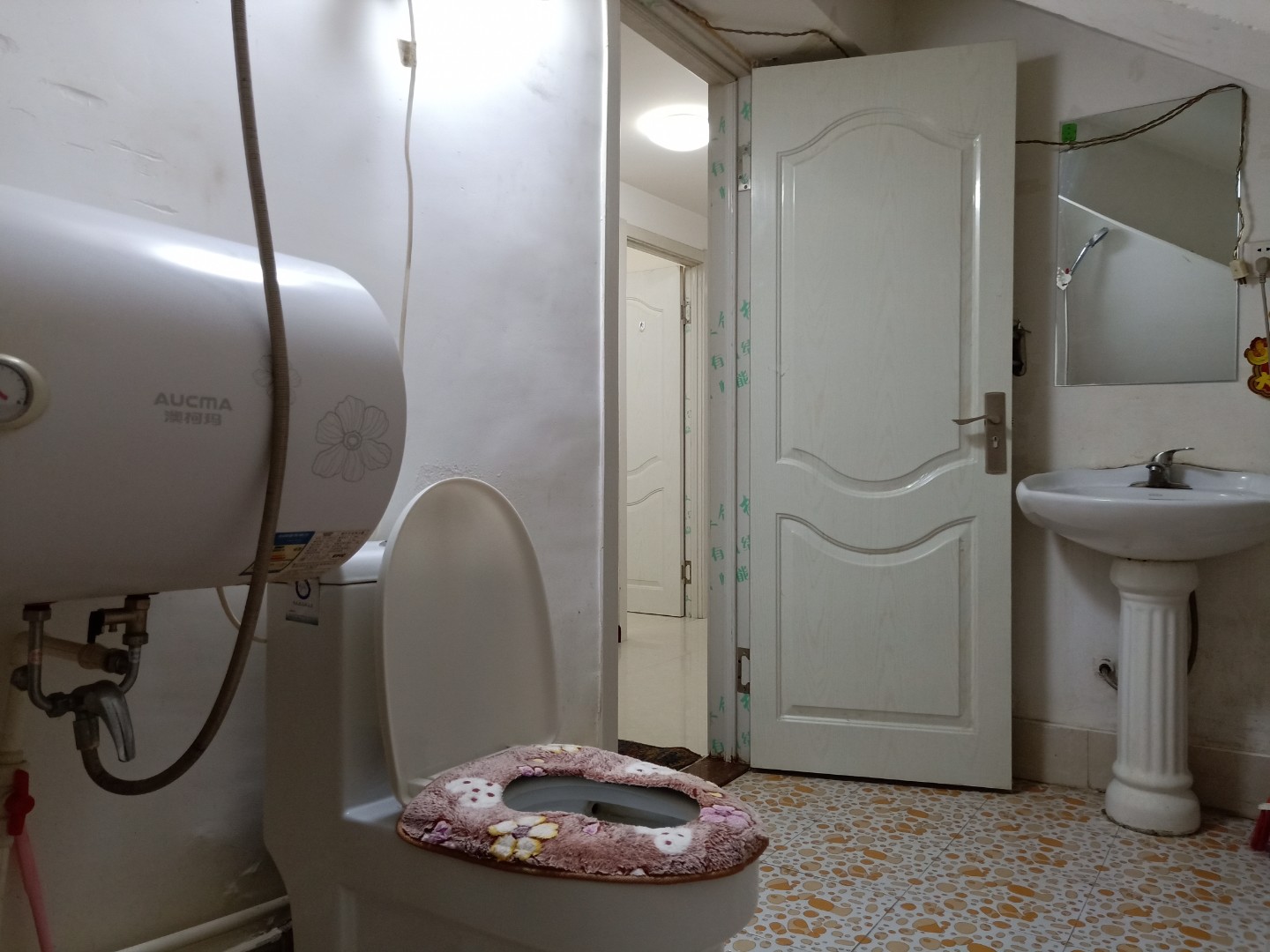 免費地暖精裝閣樓出租