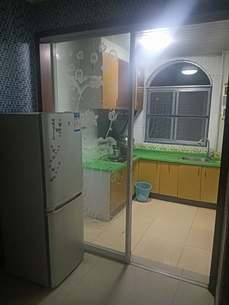 急售實(shí)驗(yàn)中學(xué)**房