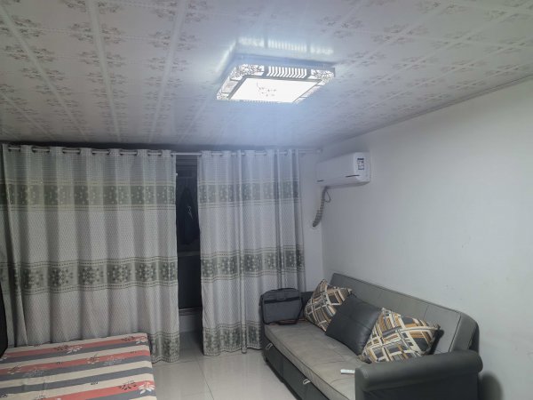 新羅小鎮(zhèn)66號(hào)公寓，招合租