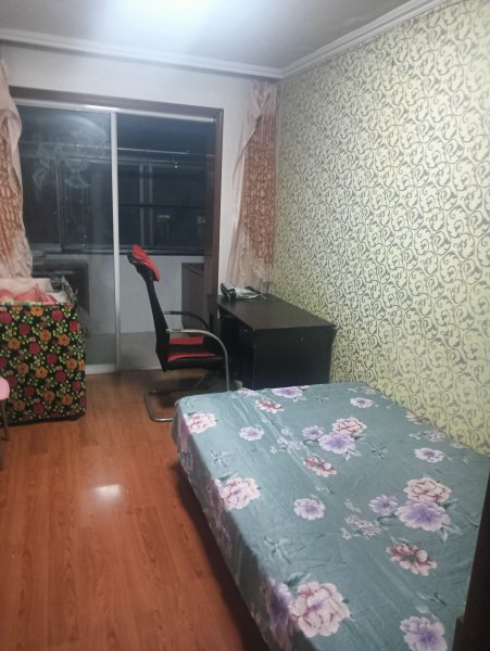 低價出售實驗中學(xué)**房