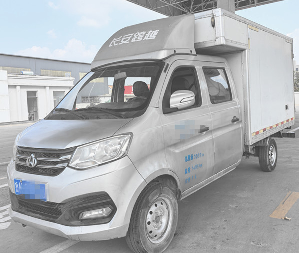 2020年國六雙排2.7米廂貨