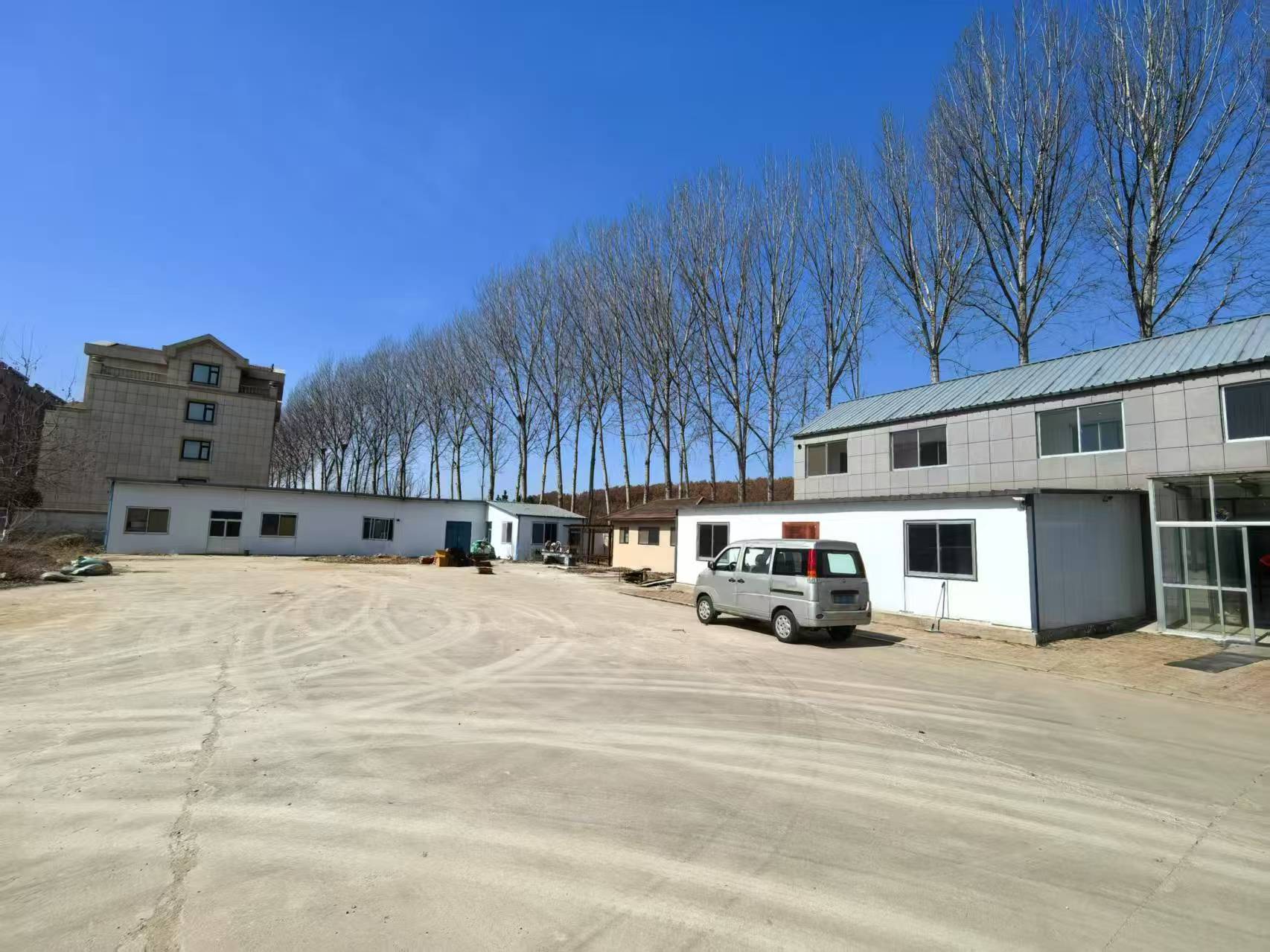 文登開發(fā)區(qū)廣州路東首路北二層樓及倉庫、空曠場地出租