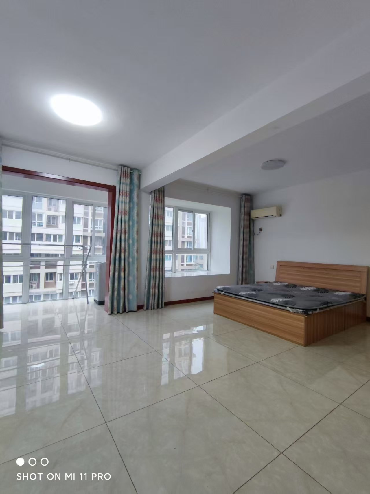 【出租】中央龍灣140平3室月租1700