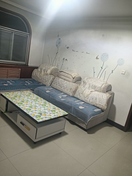 低價出售實驗中學(xué)**房