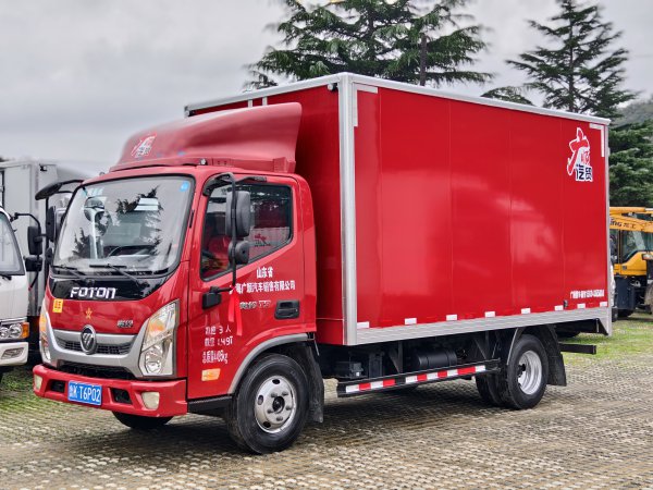 4.2米奧鈴寬體箱貨出售