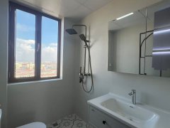 華西雅居小高層13樓西邊戶116平三室兩衛(wèi) 59.8萬