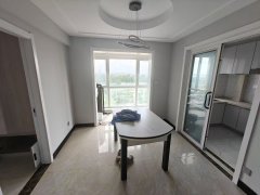 世源峰山御園電梯5樓122平三室兩衛(wèi)67.8萬(wàn)