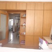 環(huán)島花園一樓95平方兩室31.8萬