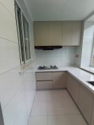 單山路貼地二樓86.6平三室32.8萬