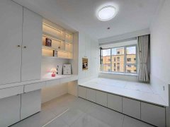 山能二期電梯十樓117平三室59.8萬