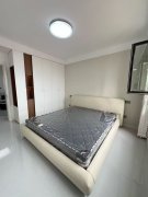 金色年華3期141.56平電梯13樓三室59.8萬