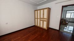 五龍街二樓110平三室28萬