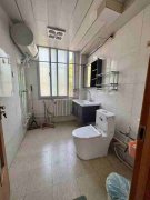 單山路貼地二樓02年竣工澆筑樓二室98.79平方29.8萬