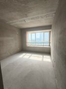 錦華茗邸電梯好樓層136.22平三室兩衛(wèi)63.8萬(wàn)