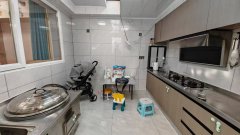 五龍西街將軍樓上下兩層117平140平3室3衛(wèi)48.8萬