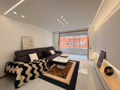 學(xué)子街一樓三室精裝修120平37萬