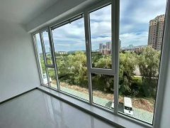 上海豪庭最南排電梯6樓110平三室兩衛(wèi)55.8萬