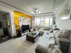 山川文苑電梯四樓92.5平兩室39.8萬(wàn)